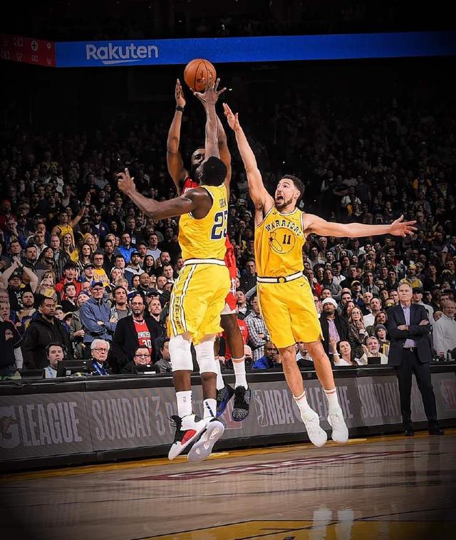 拒绝做网红球队！曼联4-1狼队连升6名至第6 积分追平欧冠区（不当流量队！曼联4-1狼队连跳6位至第6，积分追平欧冠线）