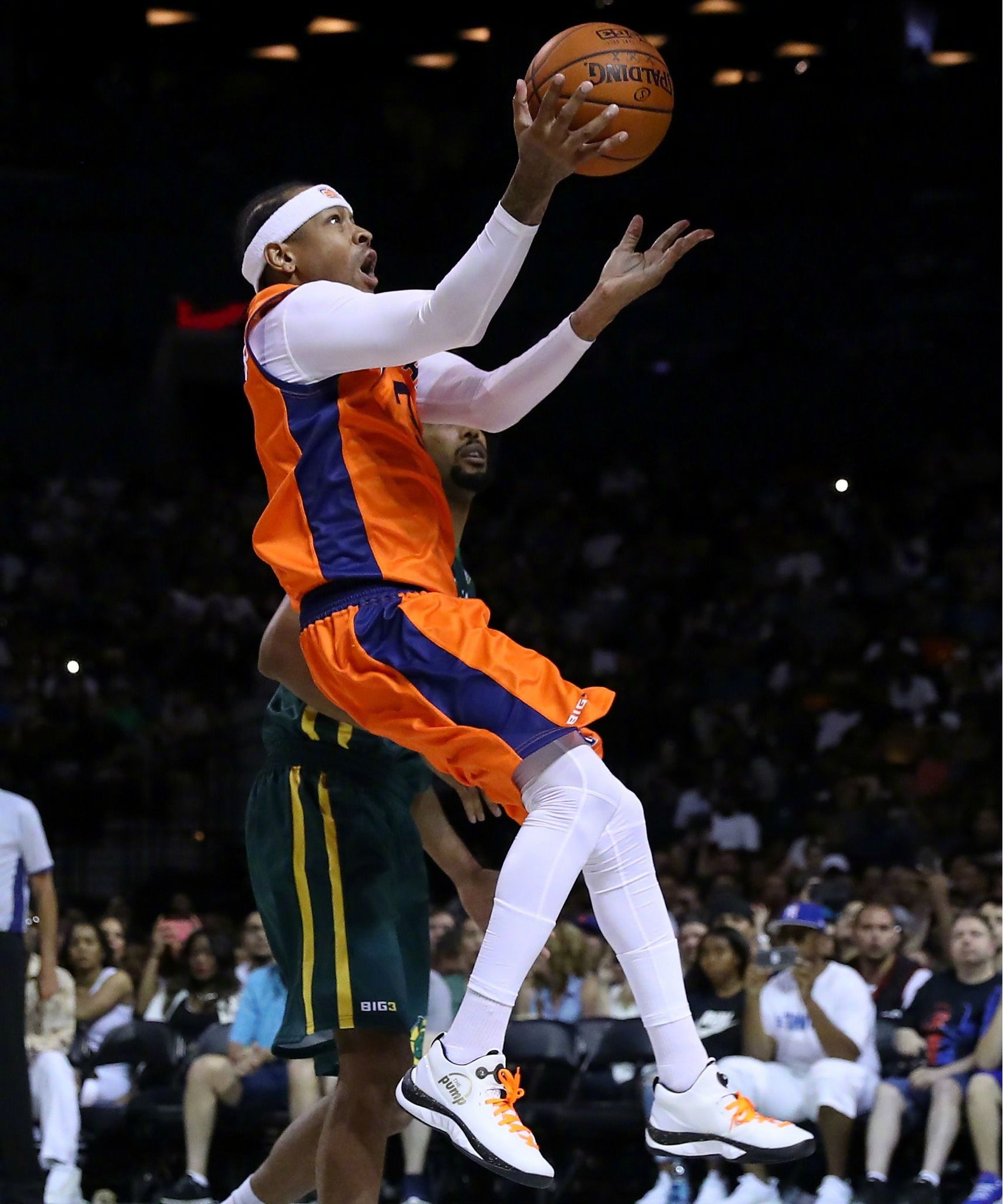 欧冠大神：鹏哥解球10连红 琛茹、小盼哥24中22（欧冠高手：鹏哥解球豪取10连红，琛茹与小盼哥24单命中22）