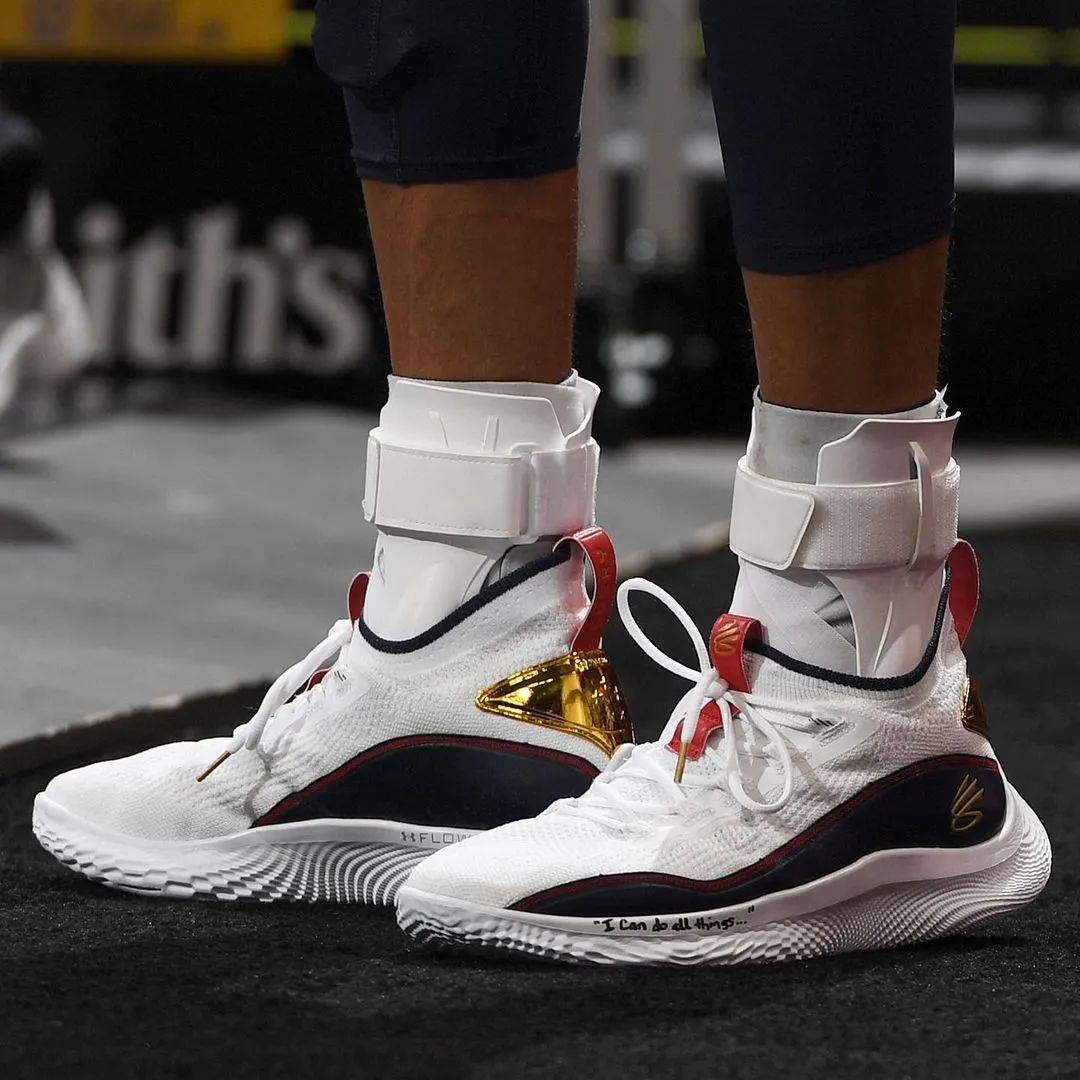 半场战报：汉堡0-1云达不莱梅，斯特奇破门（半场速递：汉堡暂0-1落后云达不莱梅，斯特奇打破僵局）