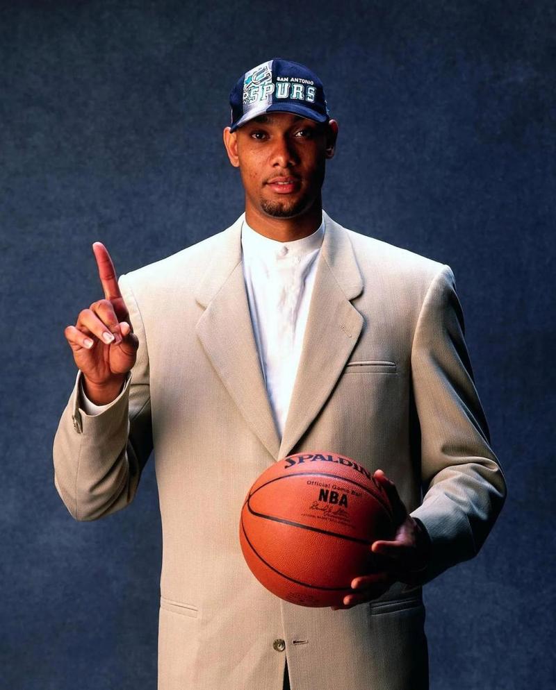 乌度卡：控卫是最难打的位置之一，阿门需要在攻传之间找平衡（乌度卡谈控卫：位置难度高，阿门需在进攻与传球间找到平衡）