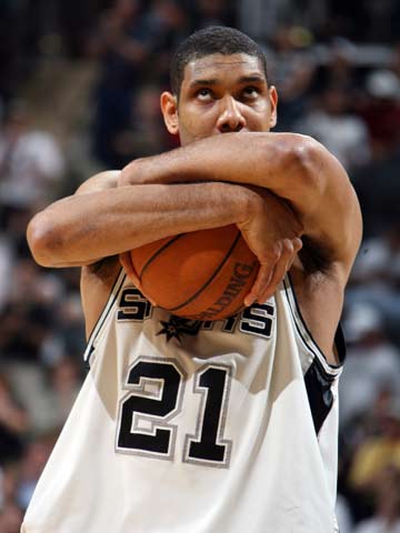 记者：2026年元旦前后津门虎收队冬训，先去海口再去海外拉练（记者：津门虎将于2026年元旦前后集结冬训，先赴海口再转战海外拉练）