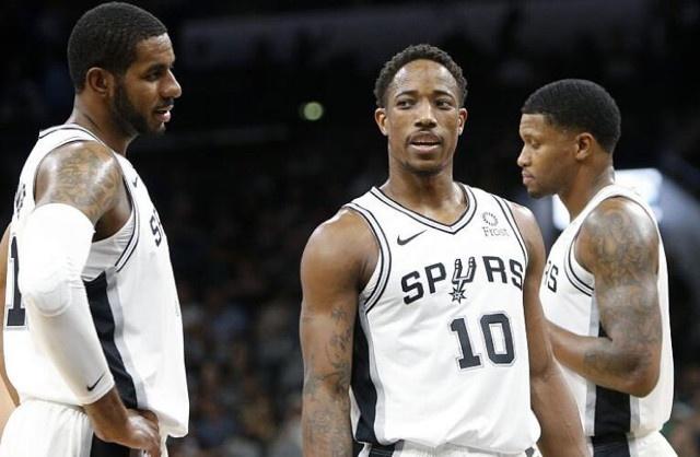 莫雷托：萨56和托莫里的续约进展迅速，米兰也打算和莱奥续约（莫雷托：萨56、托莫里续约进展迅猛，米兰也计划与莱奥续约）