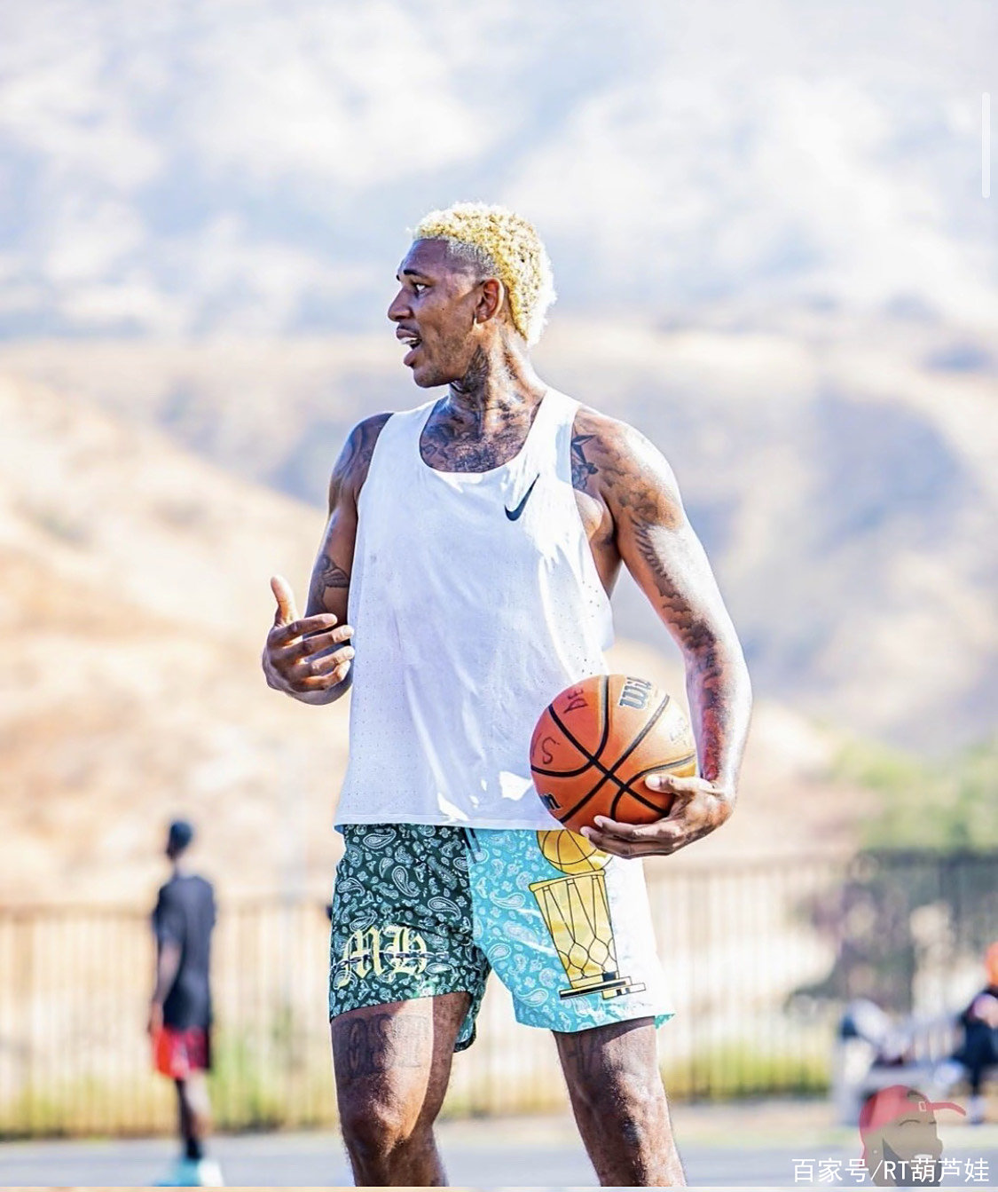 随着维拉2-1+贝蒂斯3-1和罗马3-0，欧联最新积分榜：1-8名只差2分（维拉2-1、贝蒂斯3-1、罗马3-0后，欧联最新积分榜：前八仅差2分）