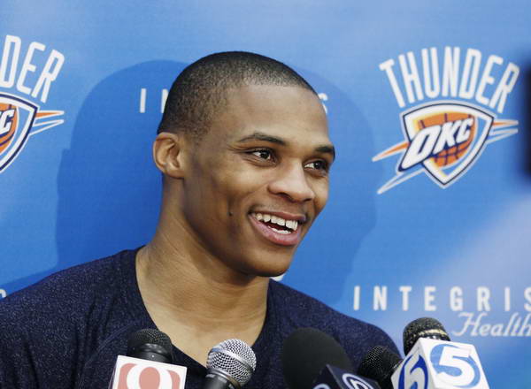 杜锋愣头青！杜润旺张文逸上场攻守全崩仍坚持用，真不打算弃用？（杜锋真倔？杜润旺、张文逸上场攻防拉跨仍被坚持使用，真不准备弃用吗？）