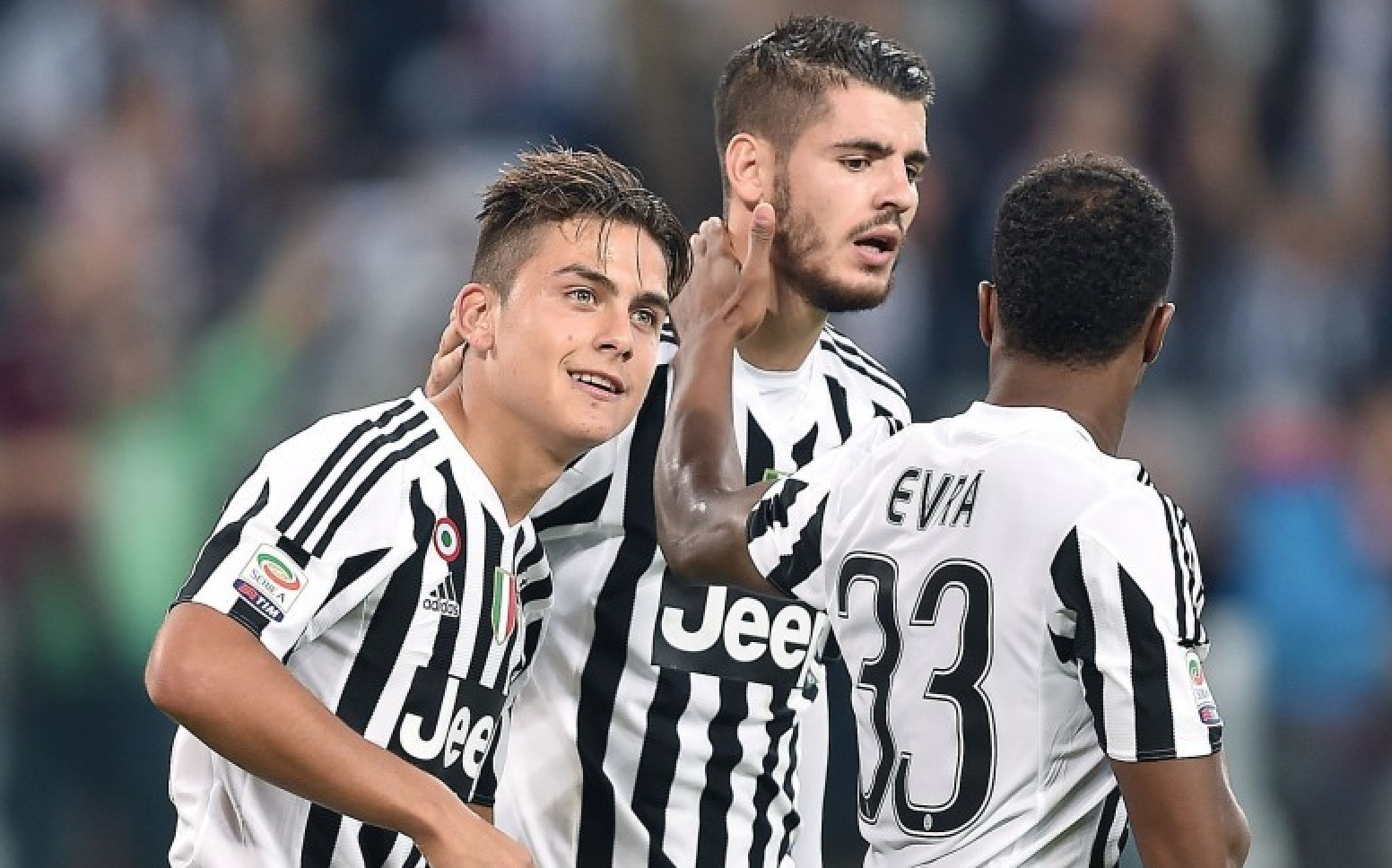 青出于蓝！卡梅隆·布泽尔已拿三次25+得分两双 他父亲仅2次做到（子更胜父：卡梅隆·布泽尔已三度拿下25+得分两双，他父亲仅两次达成）